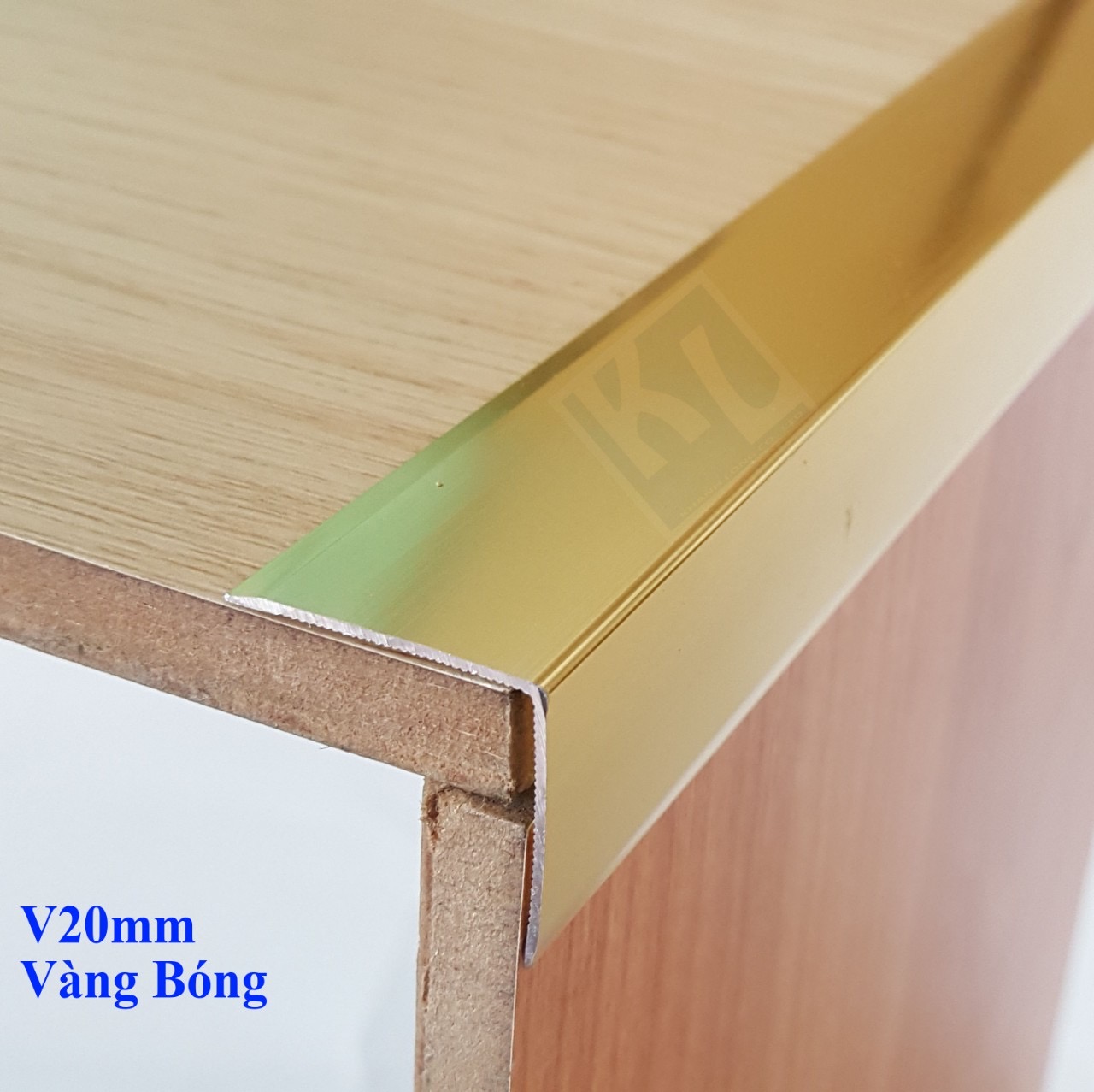 Nẹp Chữ V20 Vàng Bóng