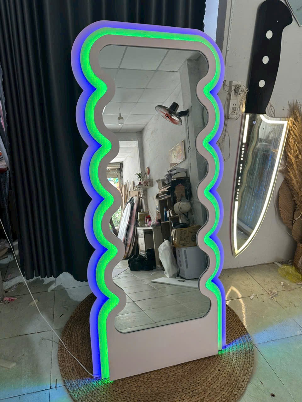 Gương Soi Toàn Thân Nỉ Led 19